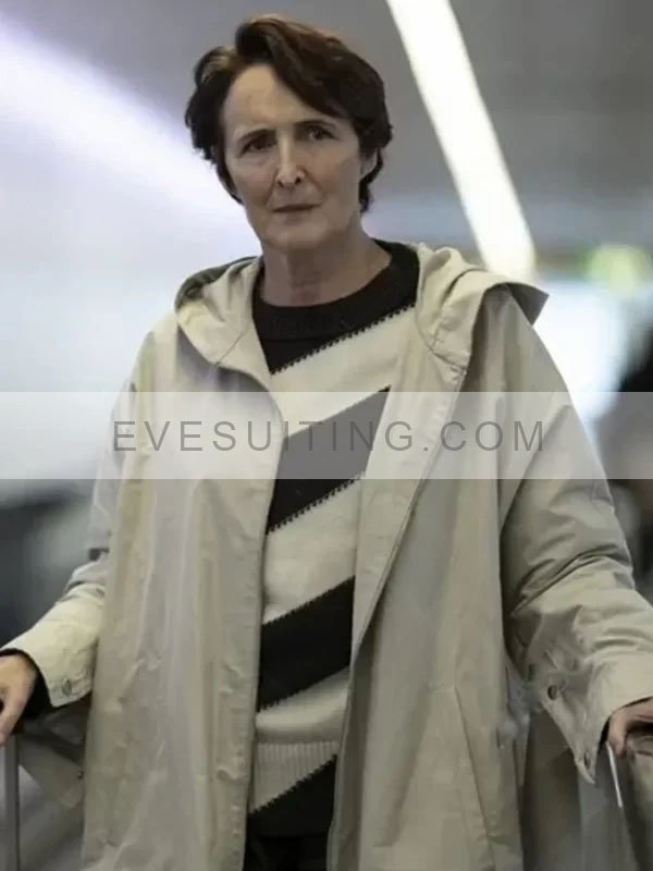 Carolyn Martens Killing Eve S04 Hooded Coat