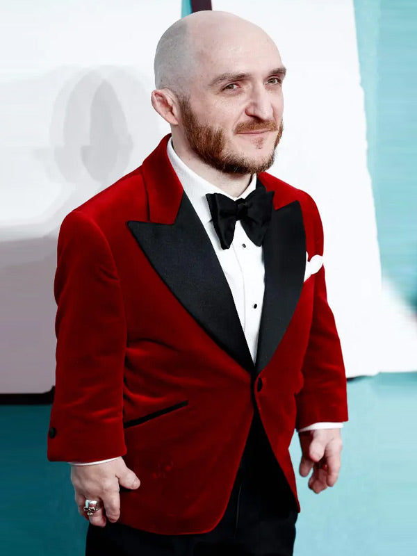 Gary Puddles Movie Joker Folie à Deux 2024 Leigh Gill Red Velvet Blazer