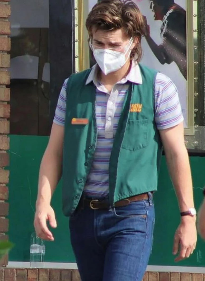 Joe Keery Stranger Things S04 Steve Harrington Green Vest