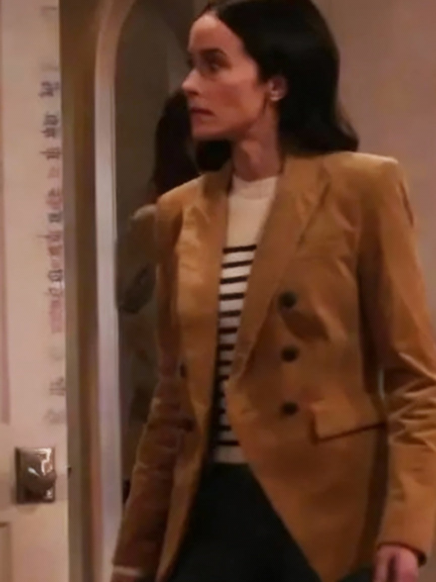 Julia Mariano TV Series Extended Family S01 Abigail Spencer Brown Blazer