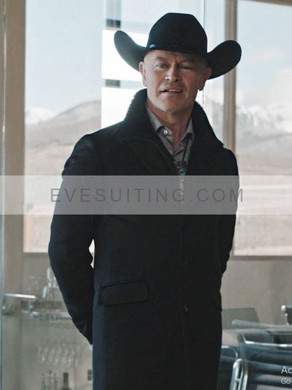 Malcolm Beck Yellowstone Season 2 Black Coat