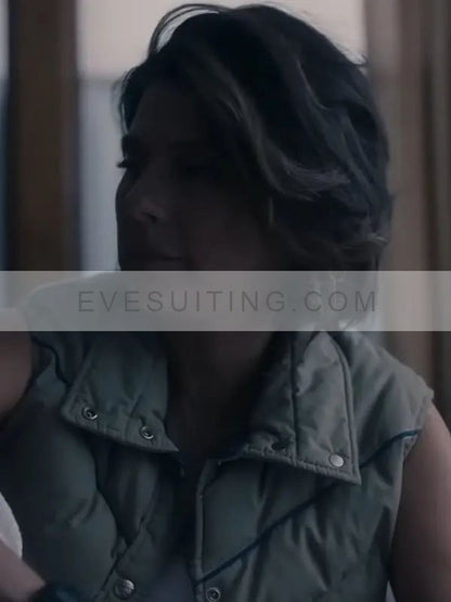 Marisa Tomei Delia’s Gone 2022 Fran Beige Puffer Vest