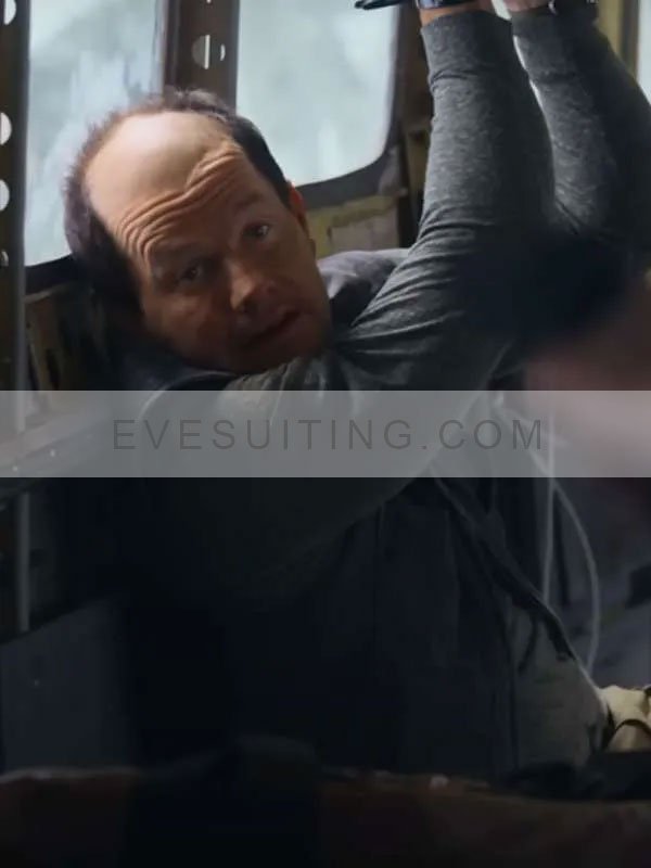 Mark Wahlberg Movie Flight Risk 2024 Pilot Blue Vest