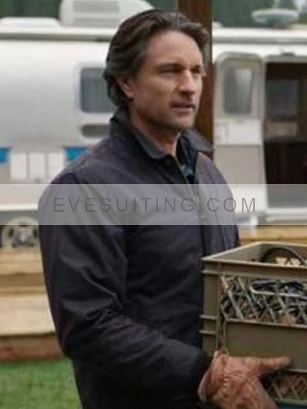 Martin Henderson Virgin River S04 Jacketv