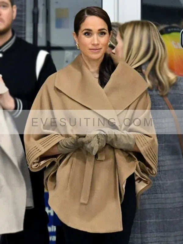 Sentaler Meghan Markle Cape Wool Coat