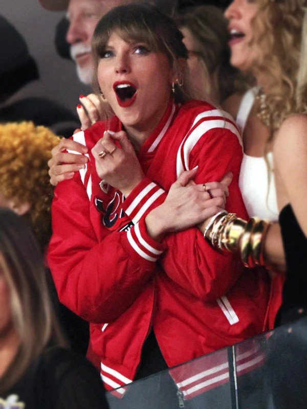 Super Bowl Taylor Swift Chiefs Red Jacket