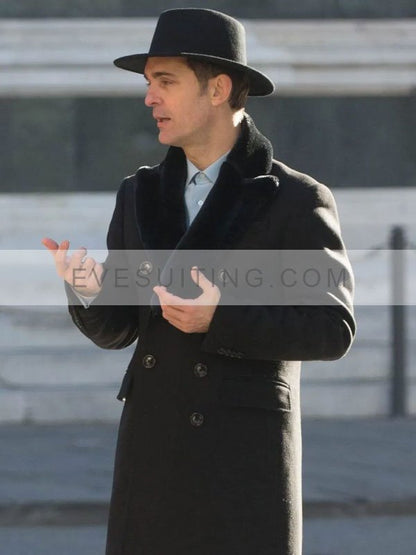 Tv series Pedro Alonso Season 5 Black Berlin Coat