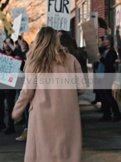 Yellowstone S04 Summer Higgins Beige Coat