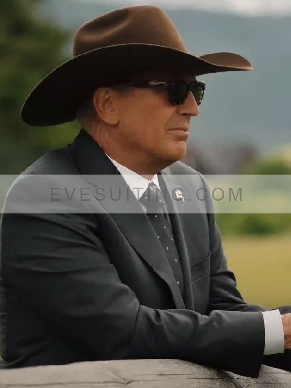 Yellowstone Season 5 John Dutton Grey Blazer