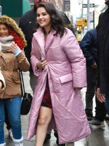 Only Murders in the Building S03 Selena Gomez Pink Puffer Coat